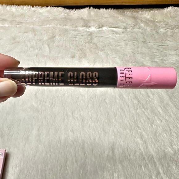 NIB Jeffree Star Supreme Gloss Full Pigment Lip Gloss Weirdo Full Size 5.10ml - Picture 3 of 10